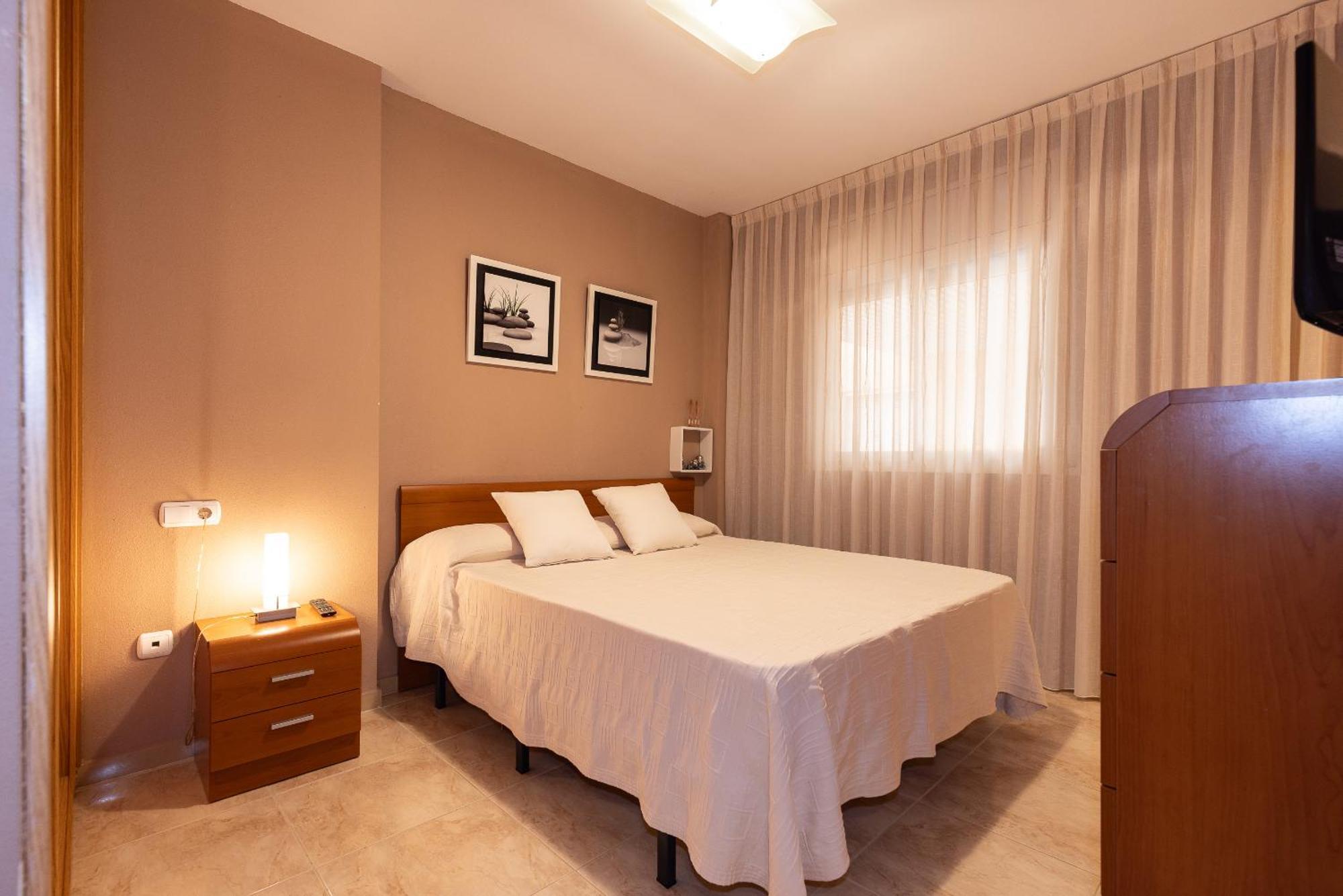 Uhc Golden Pineda Apartments La Pineda Esterno foto