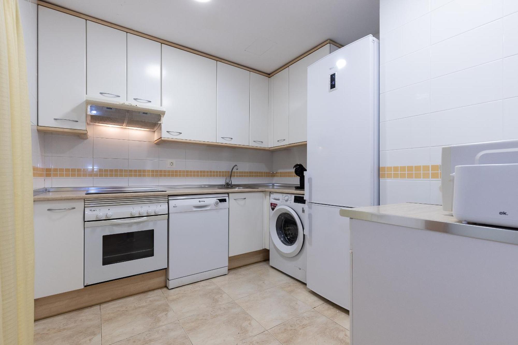 Uhc Golden Pineda Apartments La Pineda Esterno foto