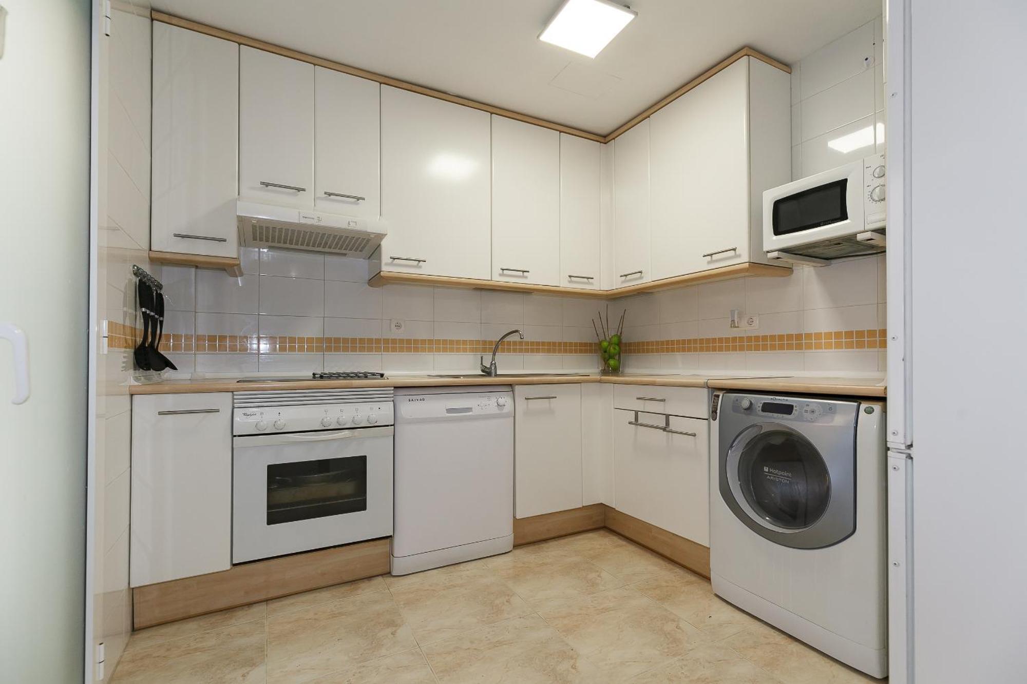 Uhc Golden Pineda Apartments La Pineda Esterno foto