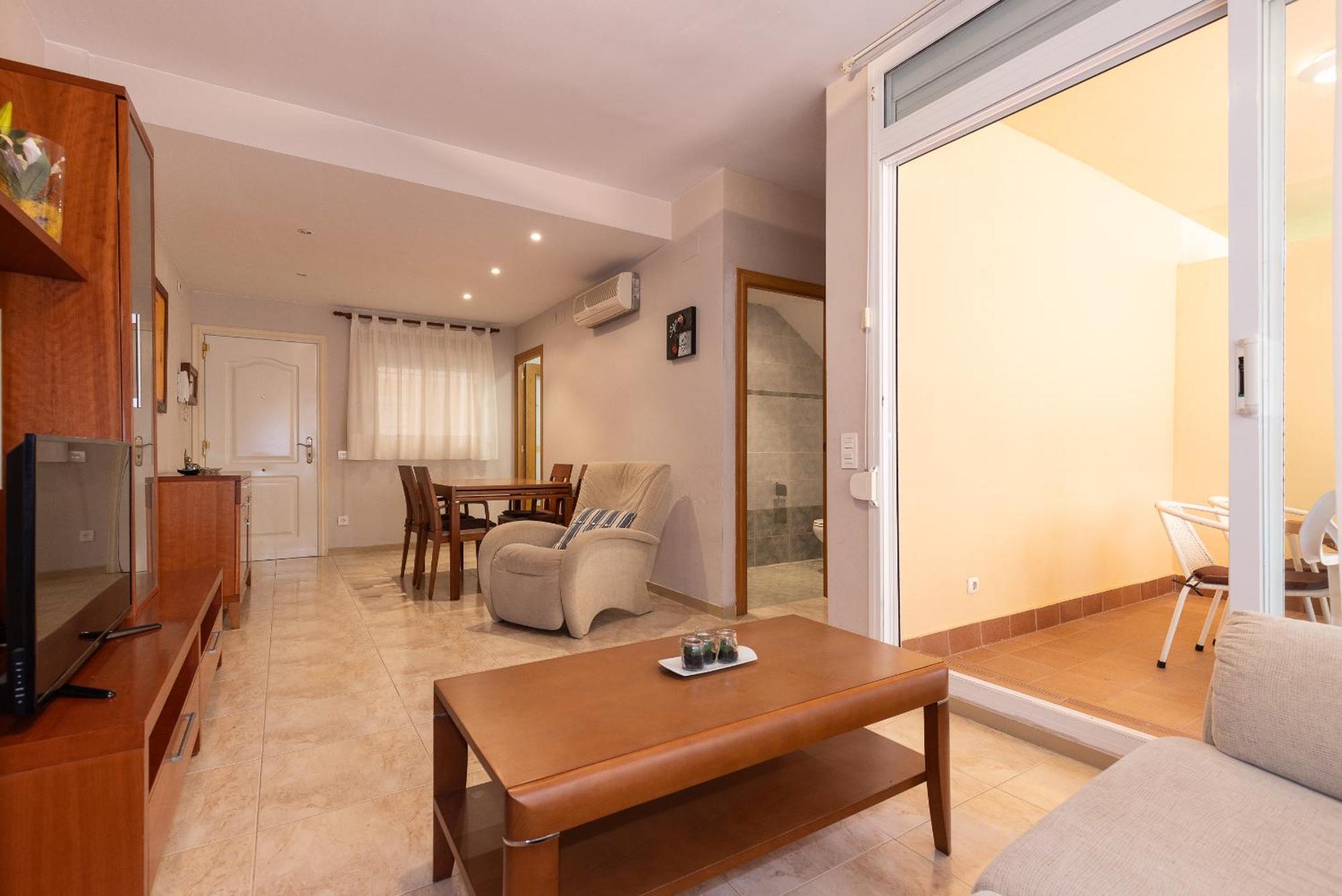 Uhc Golden Pineda Apartments La Pineda Esterno foto