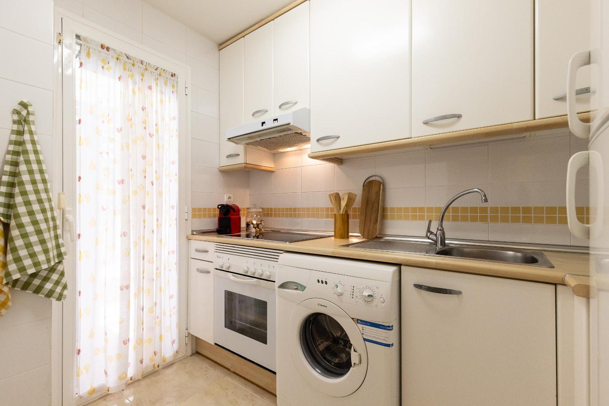 Uhc Golden Pineda Apartments La Pineda Esterno foto