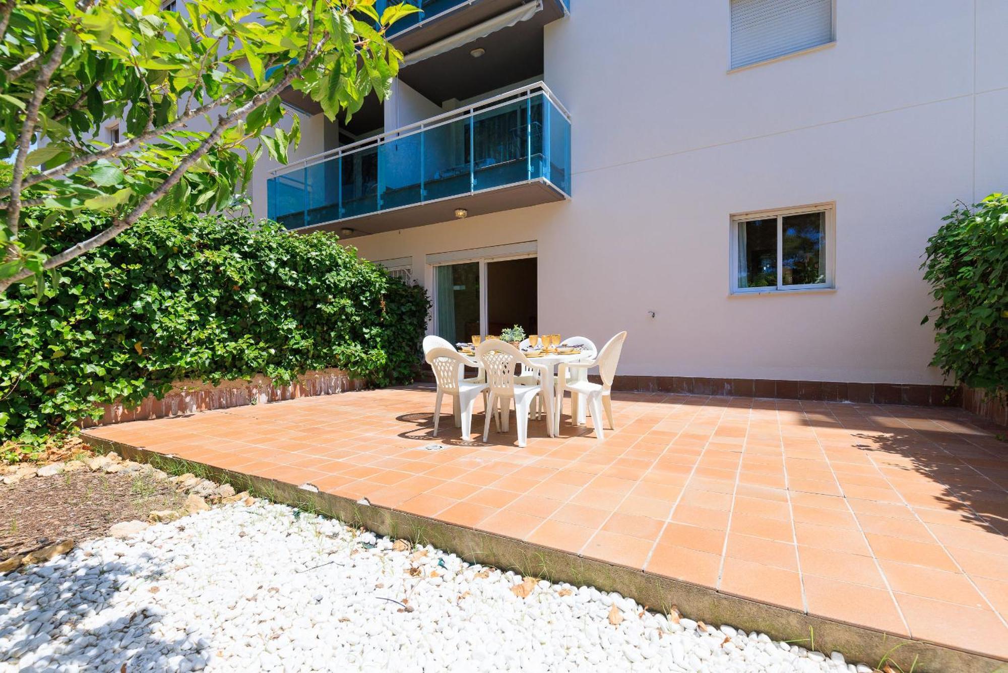 Uhc Golden Pineda Apartments La Pineda Esterno foto