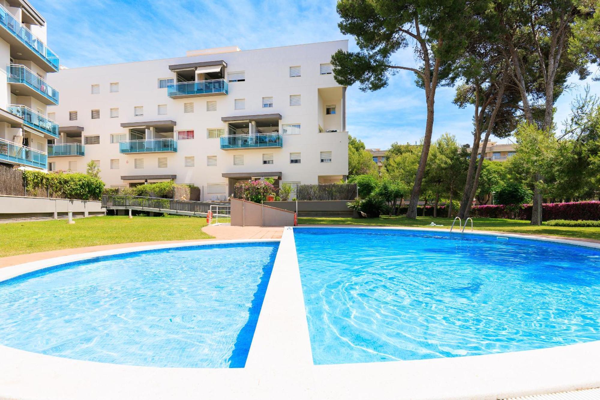 Uhc Golden Pineda Apartments La Pineda Esterno foto